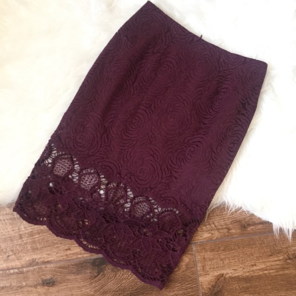 NWT Lush burgundy floral lace midi skirt Size Small - Picture 2 of 5